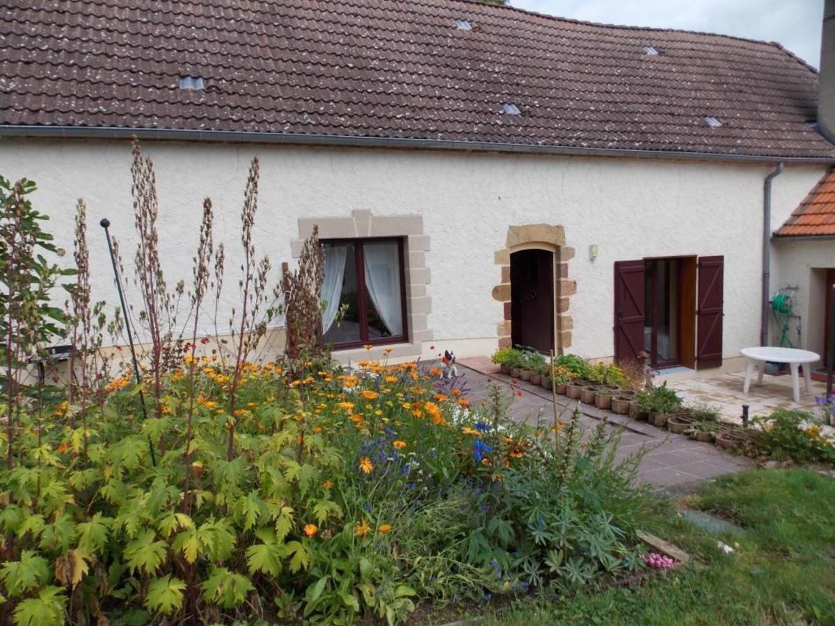 Gite De Charme Rural Avec Terrasse, Jardin Prive, Chevaux A Proximite Et Equipements Modernes - Fr-1-489-213 Neuvy  외부 사진